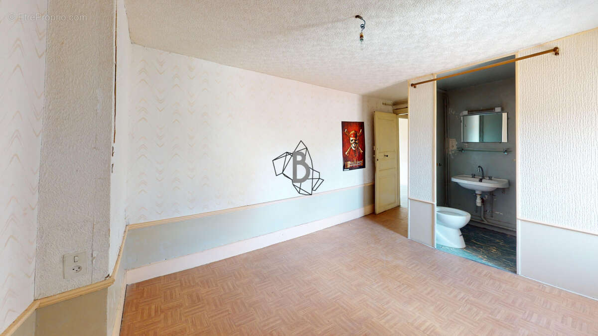 LAISSAC - 160m2 - T5 - photo 10