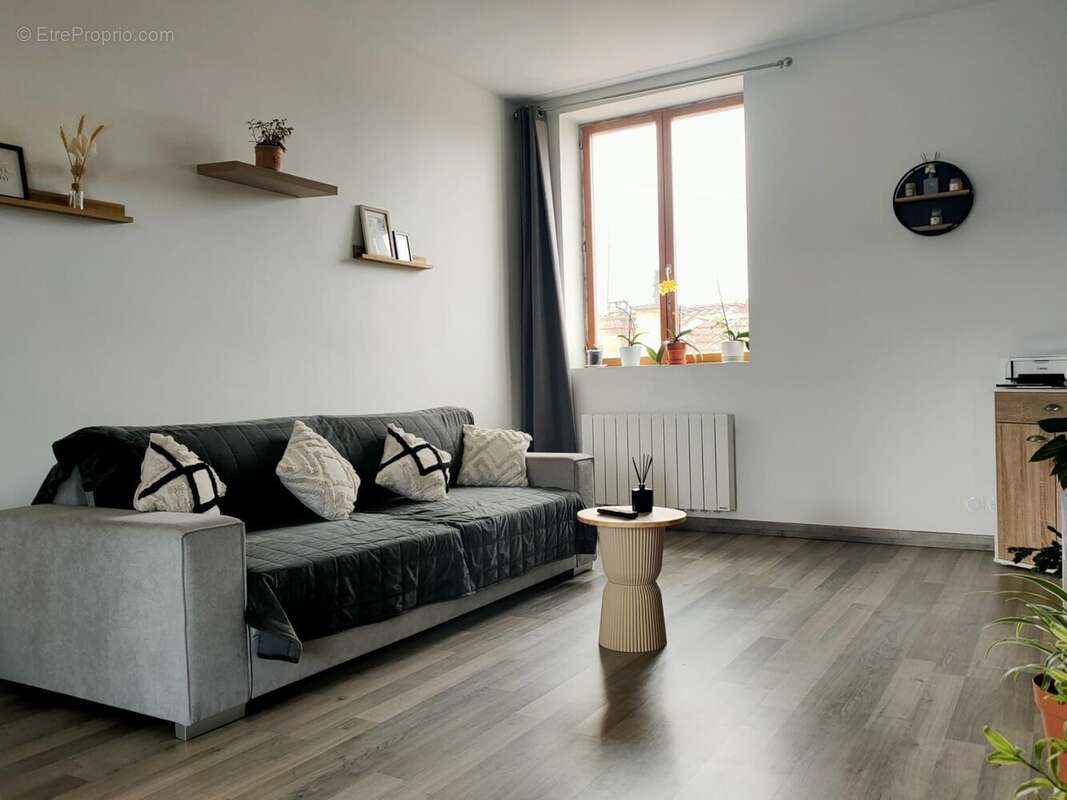 Appartement à COURPIERE