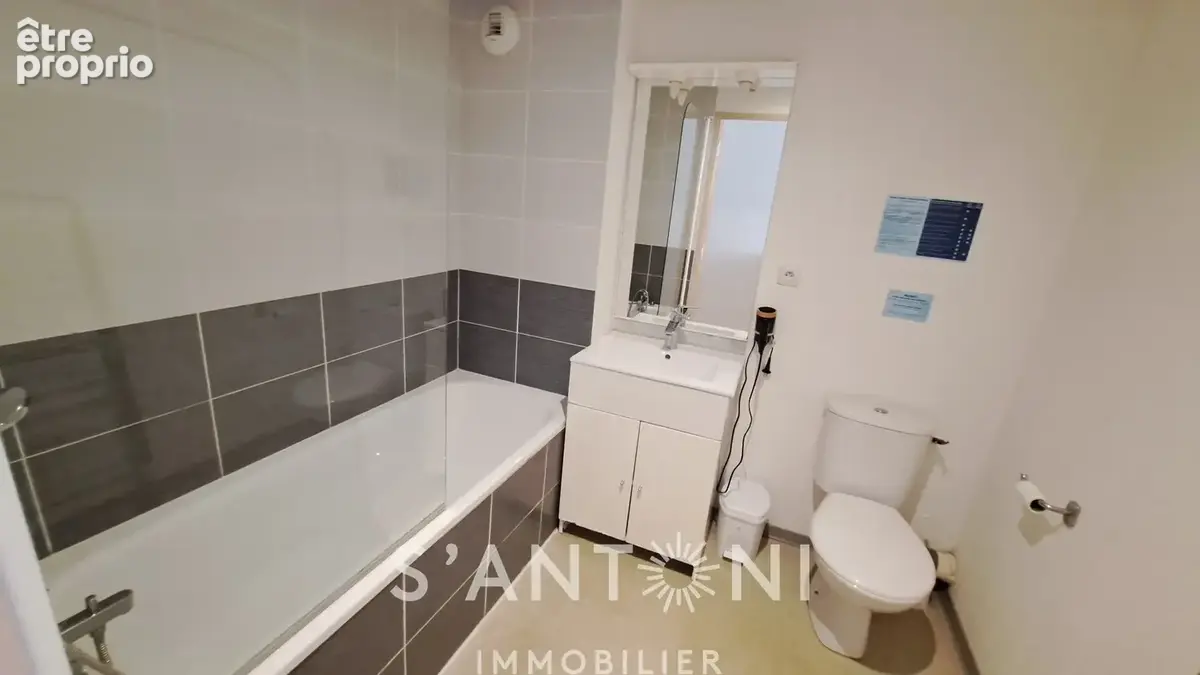 Le cap d'agde- studio avec terrasse  résidence de standing avec piscine - photo 7