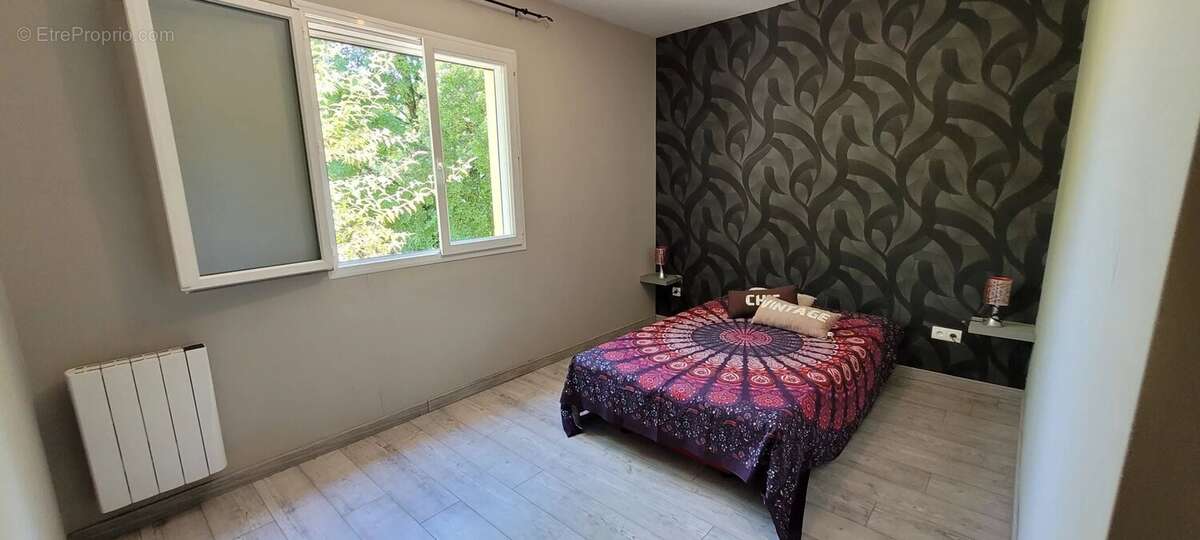 Maison à MONTAIGU-DE-QUERCY