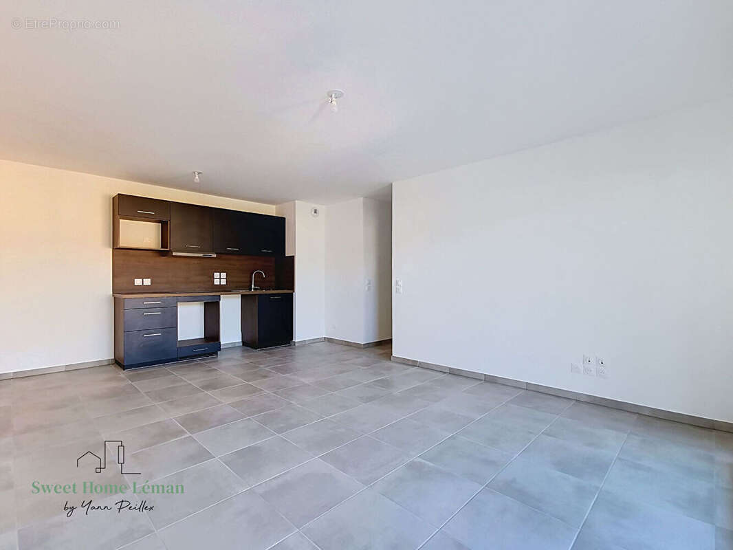 THONON LES BAINS - Appartement T3 - 59.18m² - photo 3