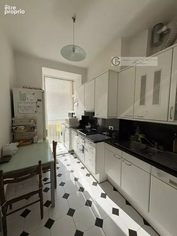 À vendre – Bel appartement T4 de 100 m² à Bastia – Boulevard Graziani - photo 2