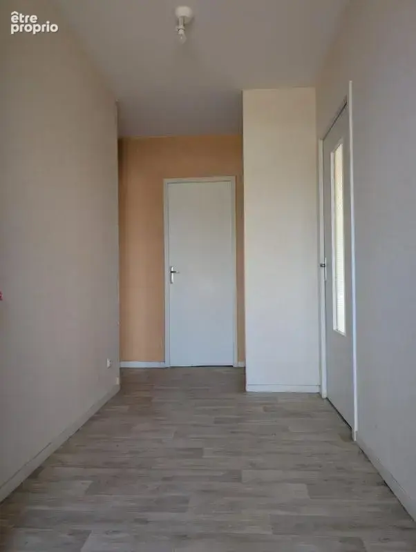 A vendre-meaulne-maison plain pied-t2bis-jardin-garage-58.000€-pas de frais d'agence* - photo 3