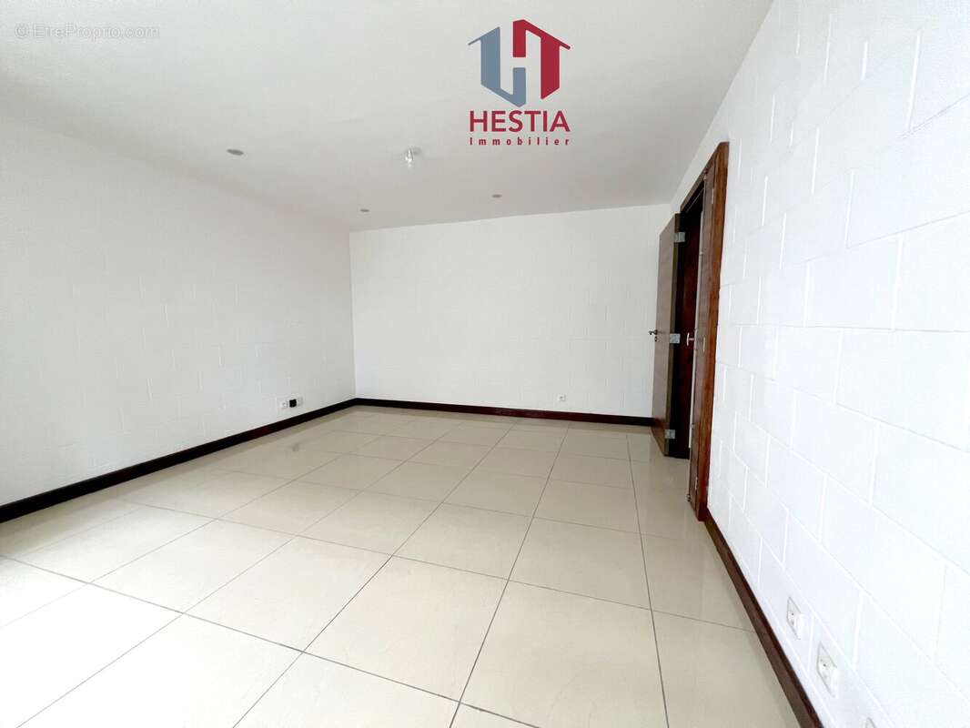 Appartement à SAINT-DENIS