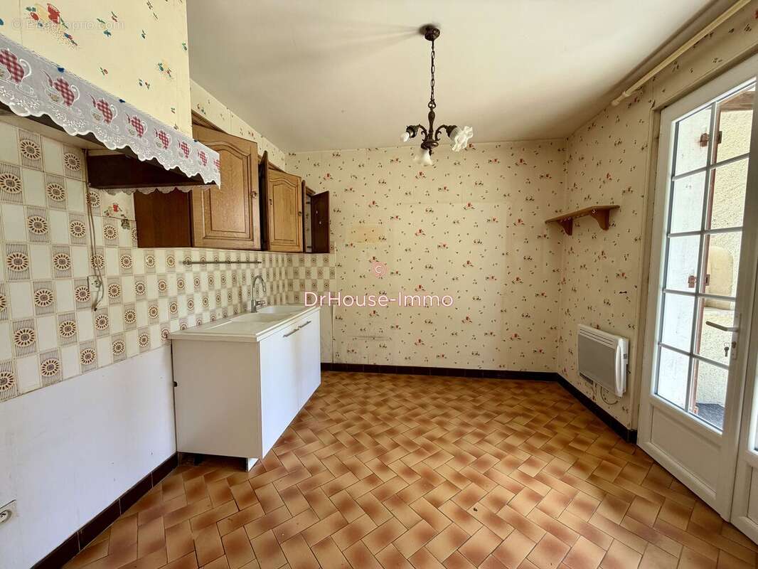 Maison 154 m² à Riberac  - photo 4