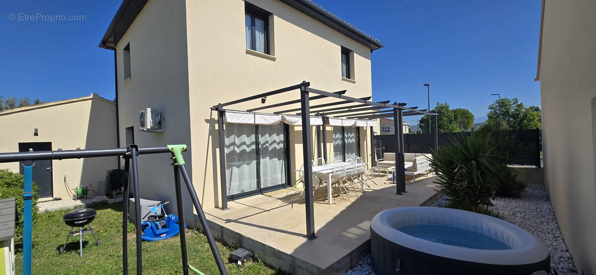 Maison à ALTHEN-DES-PALUDS