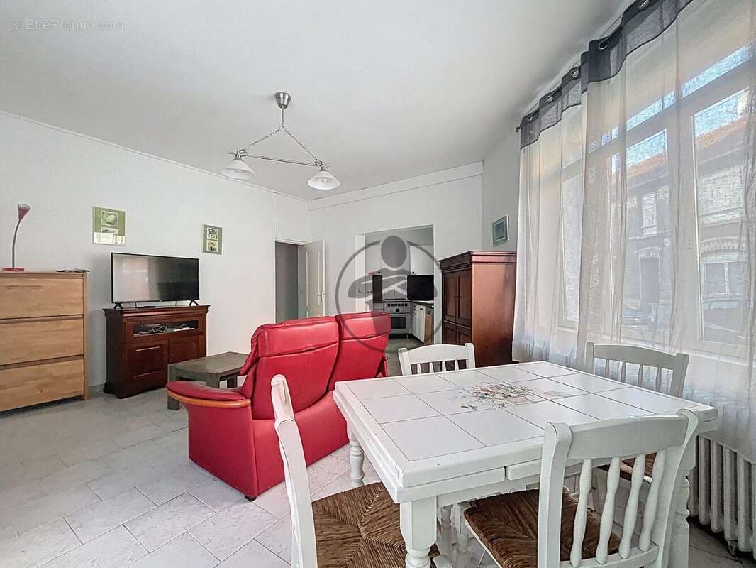 Maison à SAINT-QUENTIN