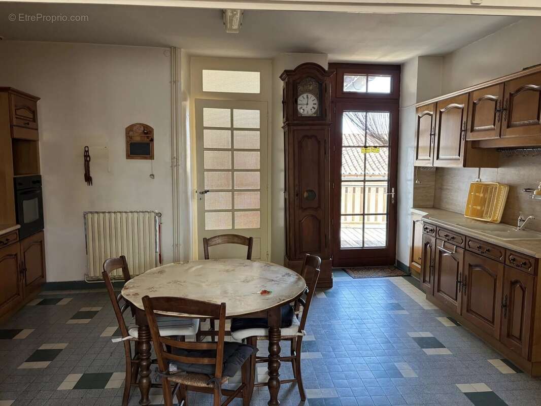 Maison à AUBETERRE-SUR-DRONNE