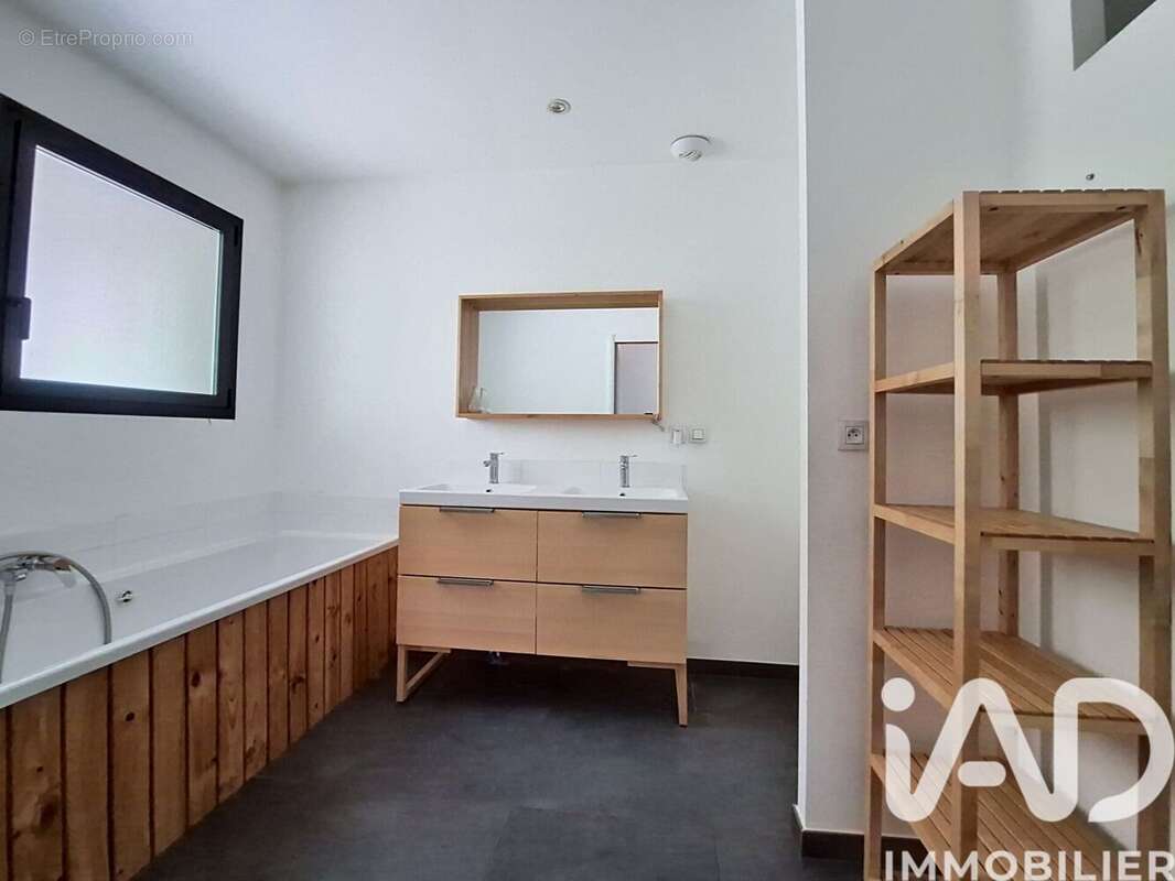Maison 140 m² à Laburgade  - photo 9