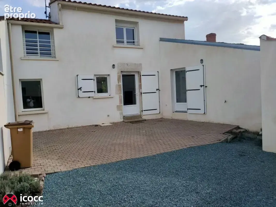 Maison 86 m² à Lucon  - photo 5