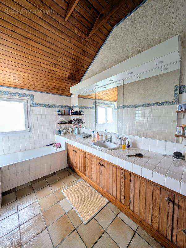 Maison à PLOMEUR