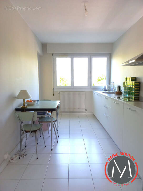 Appartement à SAINTE-FOY-LES-LYON