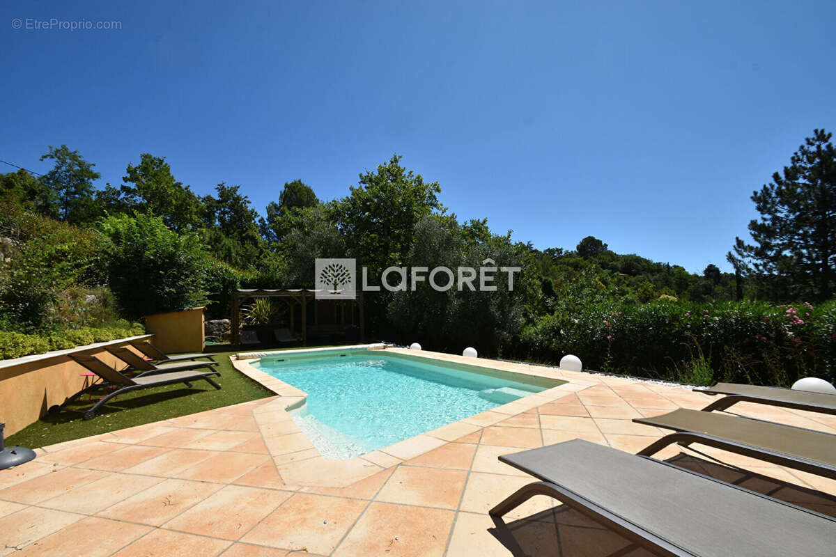 Maison à MONTAUROUX