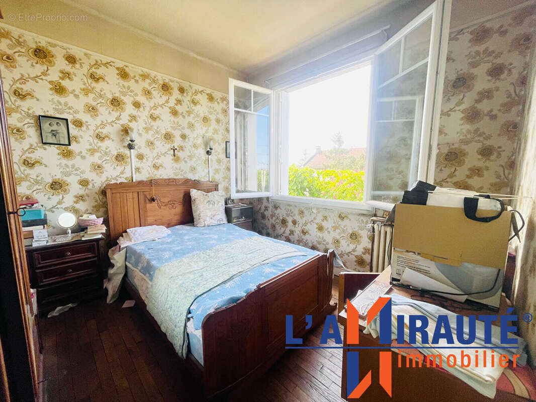 Maison à SARTROUVILLE