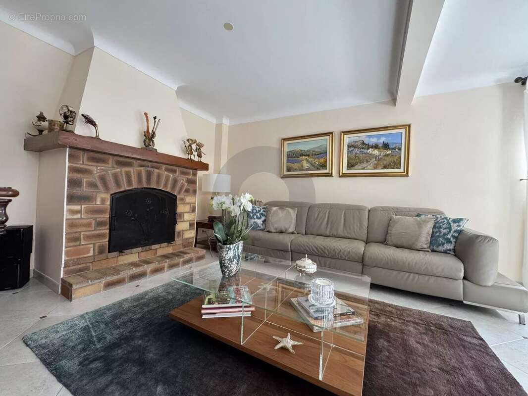 Maison à ROQUEBRUNE-CAP-MARTIN