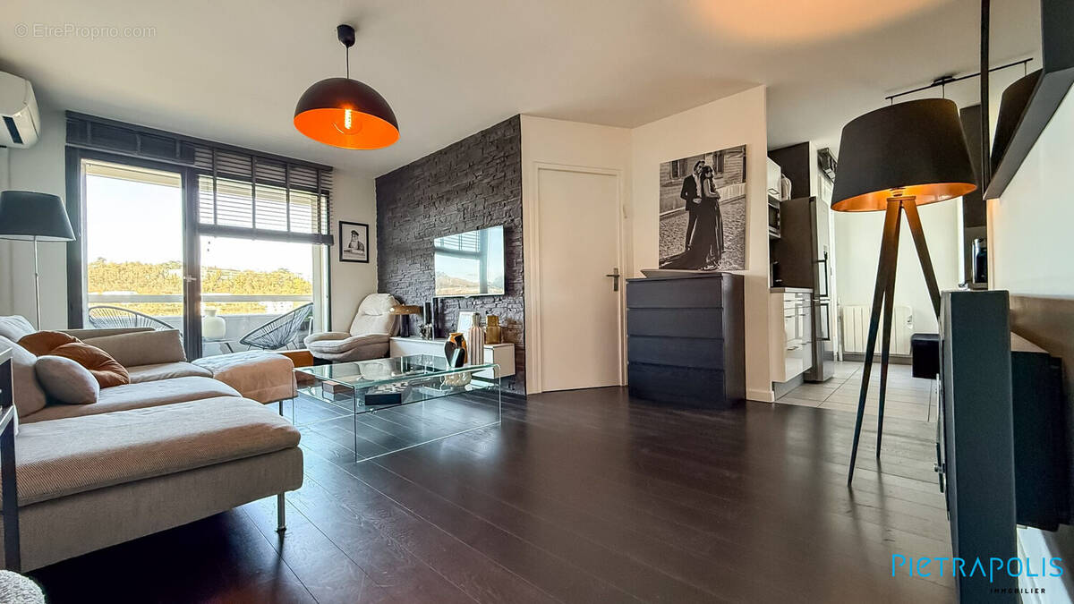 Appartement à LYON-4E