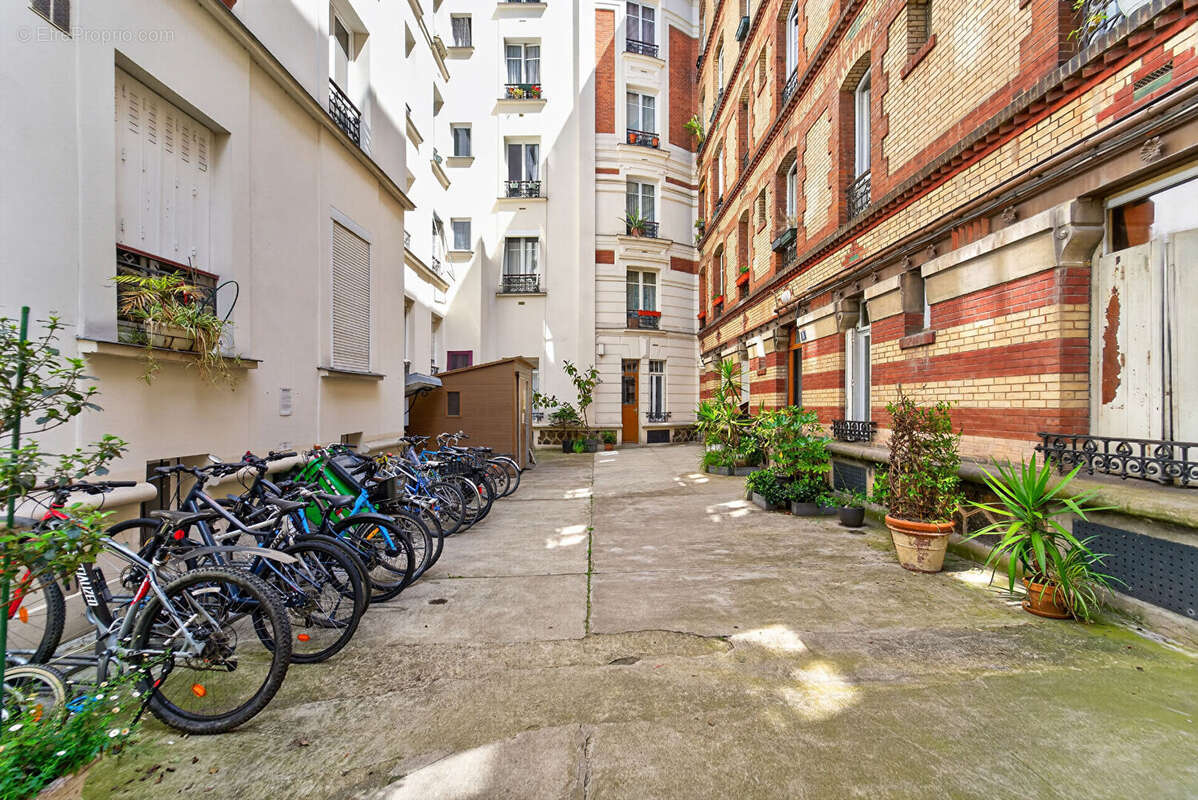 Appartement à PARIS-10E