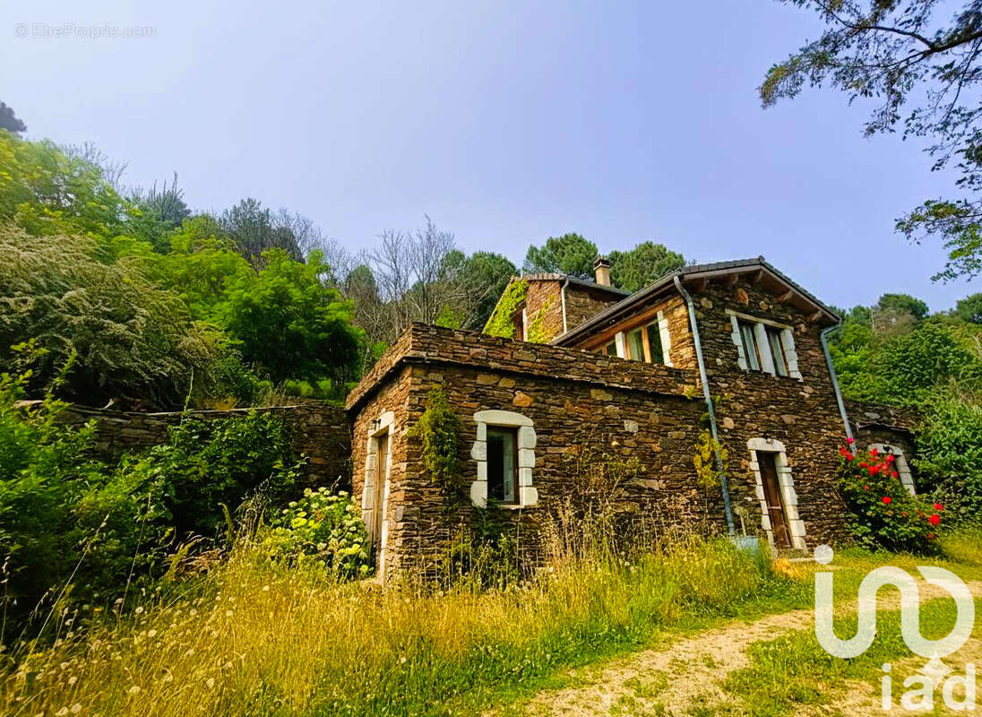 Photo 2 - Maison à SAINT-MELANY