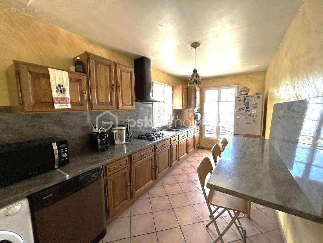 Maison à LONGUEVILLE