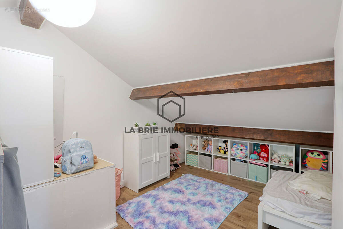 Maison à VILLECRESNES