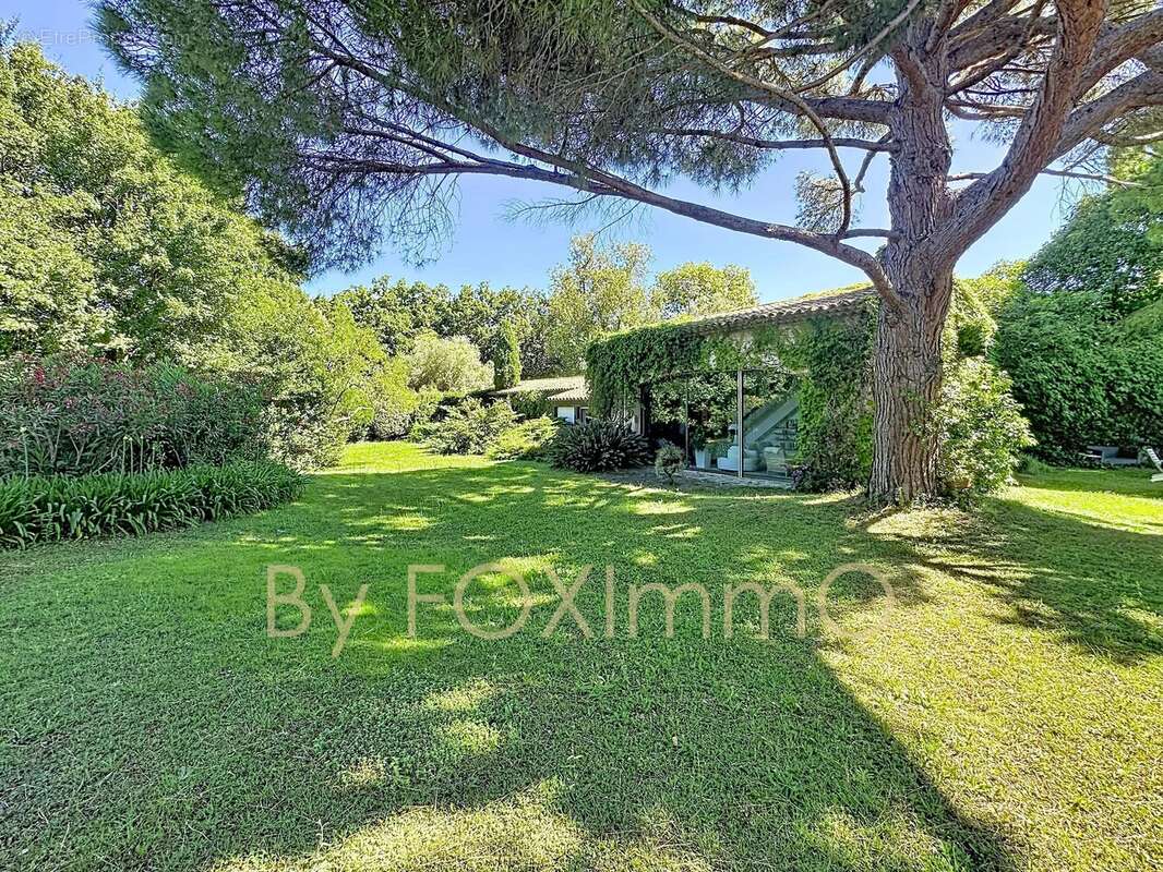 Maison à MOUGINS