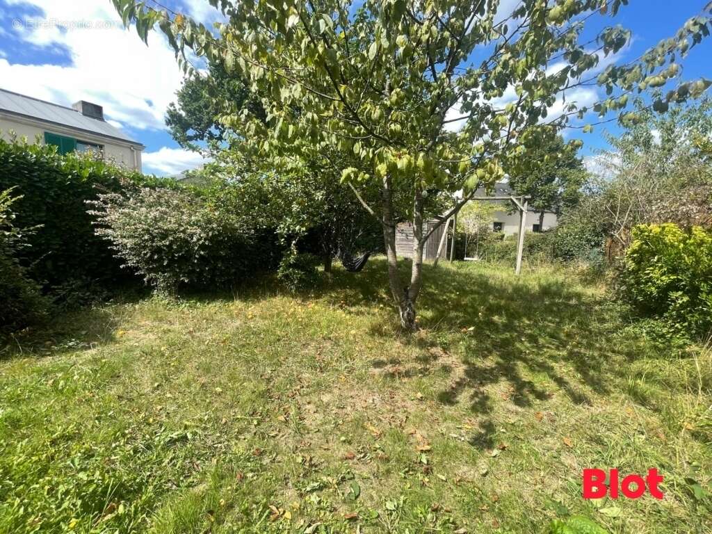 Maison à CHARTRES-DE-BRETAGNE