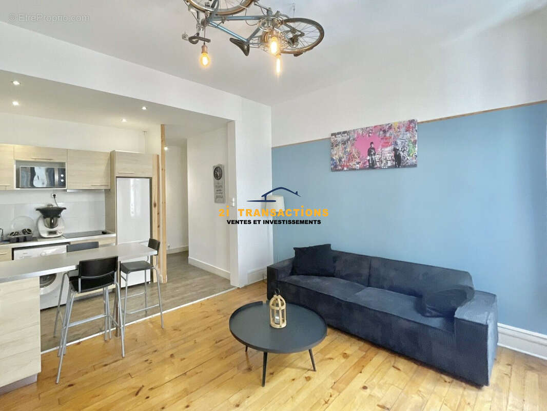 Appartement à SAINT-ETIENNE