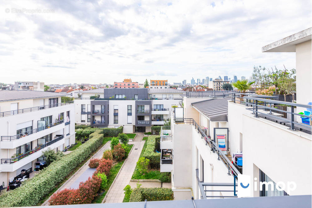 Appartement à COLOMBES