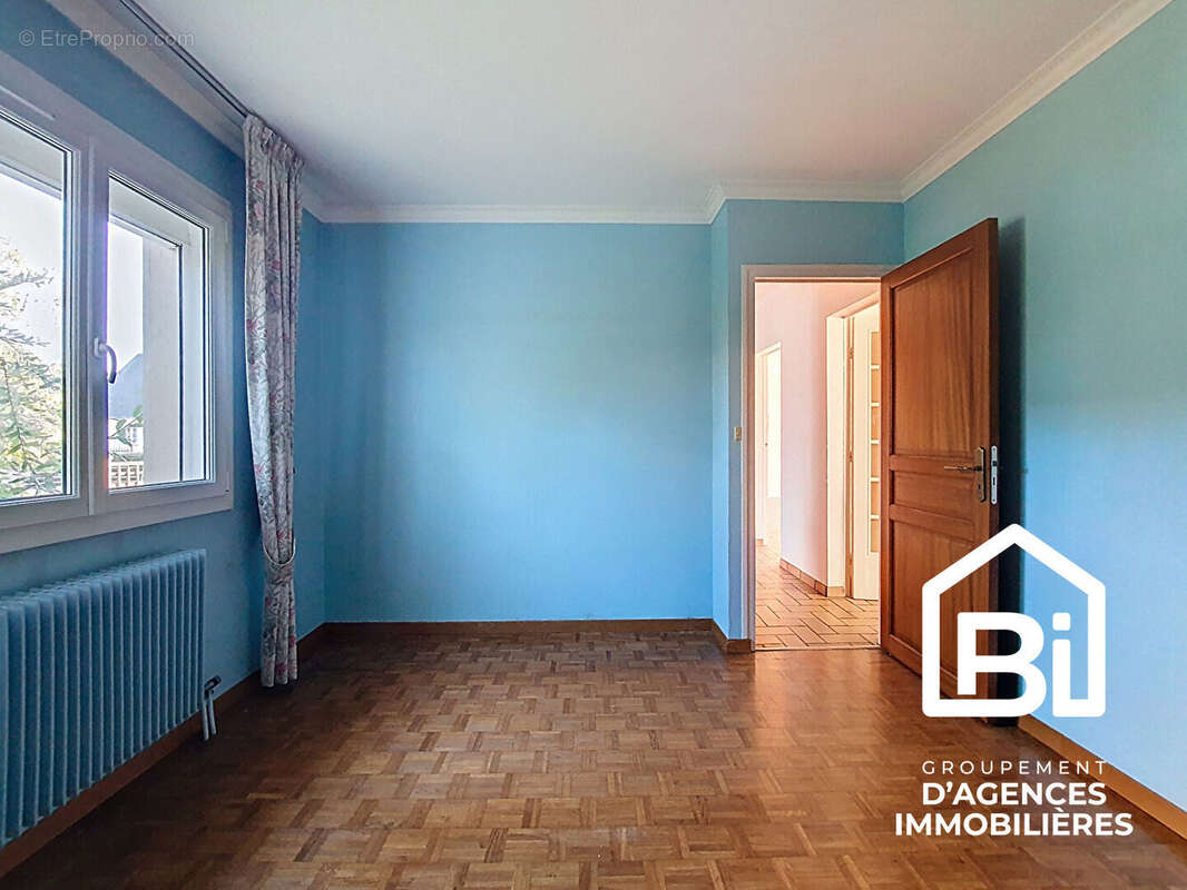 Maison à MONDEVILLE