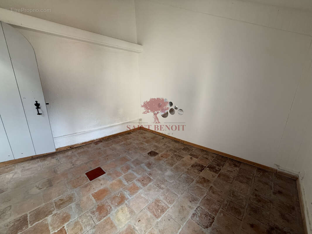 Maison à MONTAGNAC