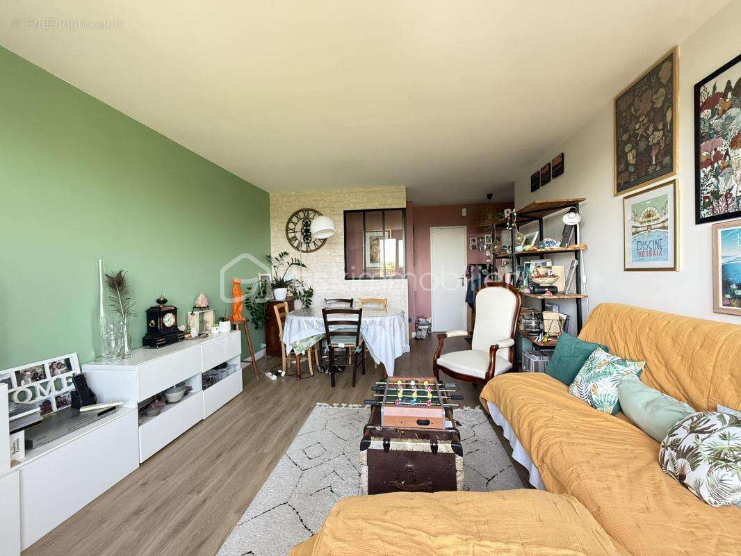 Appartement à NEUILLY-PLAISANCE