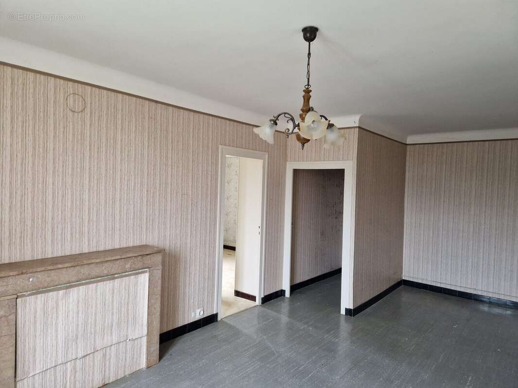 Appartement à MERCEUIL