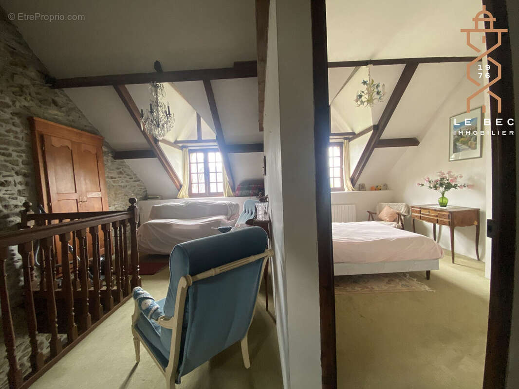 Maison à LE TOUR-DU-PARC