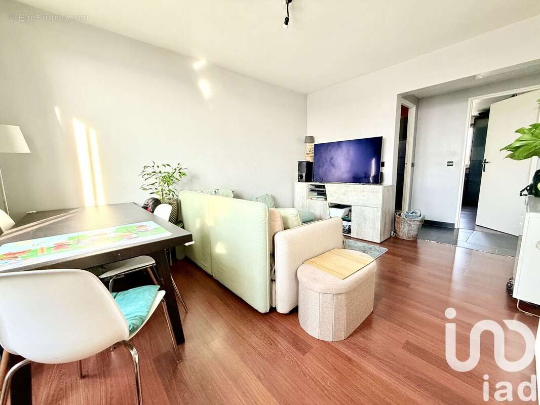 Photo 2 - Appartement à CHAMPIGNY-SUR-MARNE