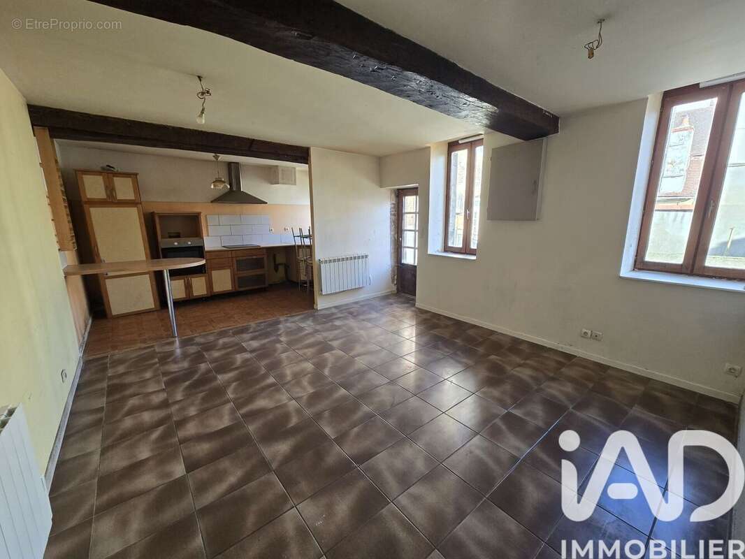 Photo 3 - Maison à MOULINS