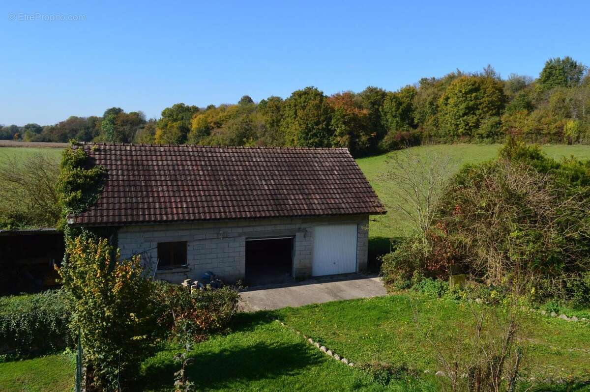 Photo 2 - Maison à DAMPIERRE