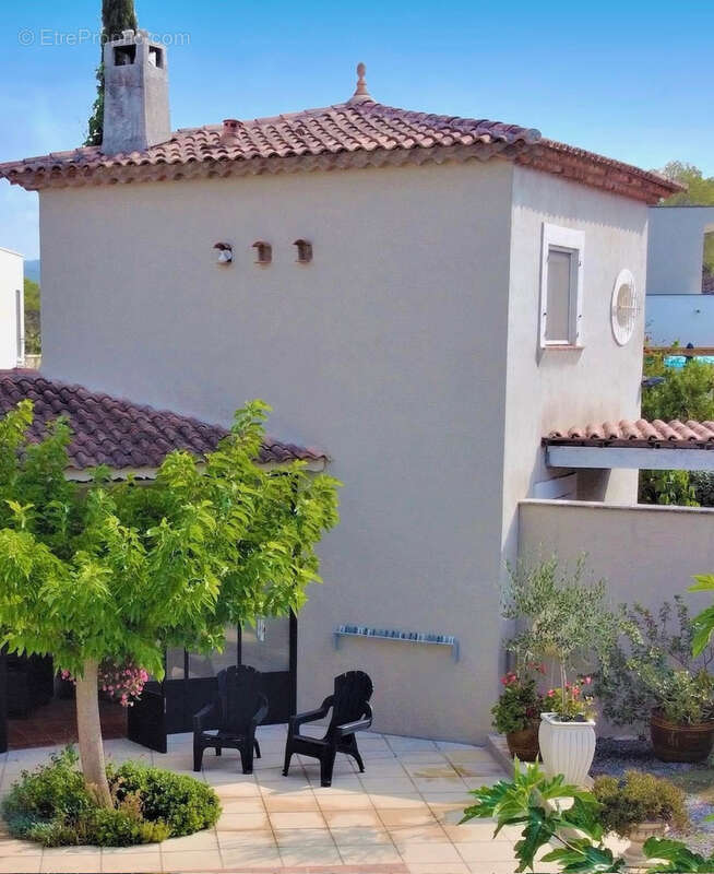 Maison à SAINT-RAPHAEL