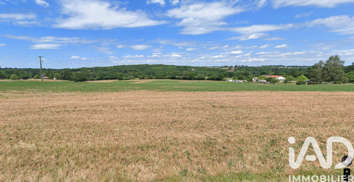 Photo 2 - Terrain à FEYTIAT