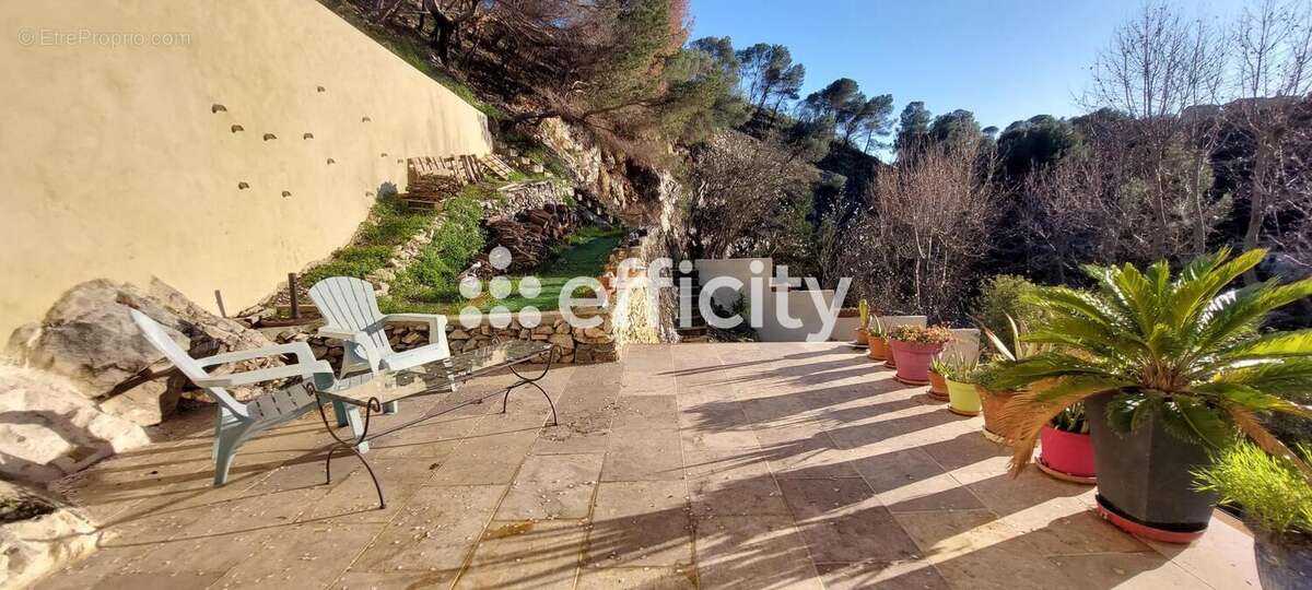 Maison à MARSEILLE-16E