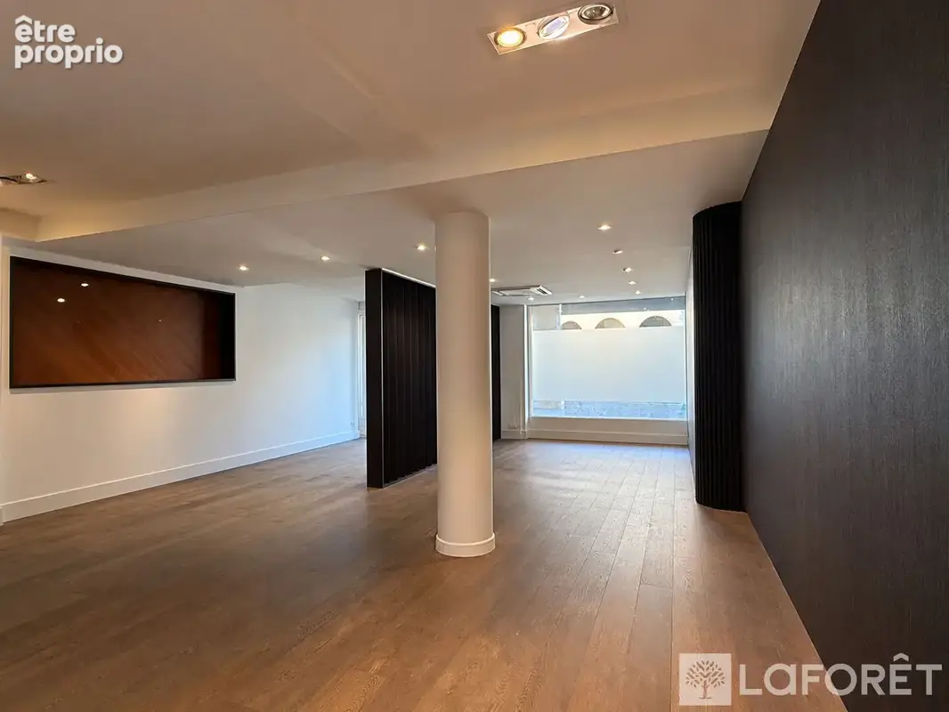 Local commercial  centre ville La Teste 80 m2 - photo 3