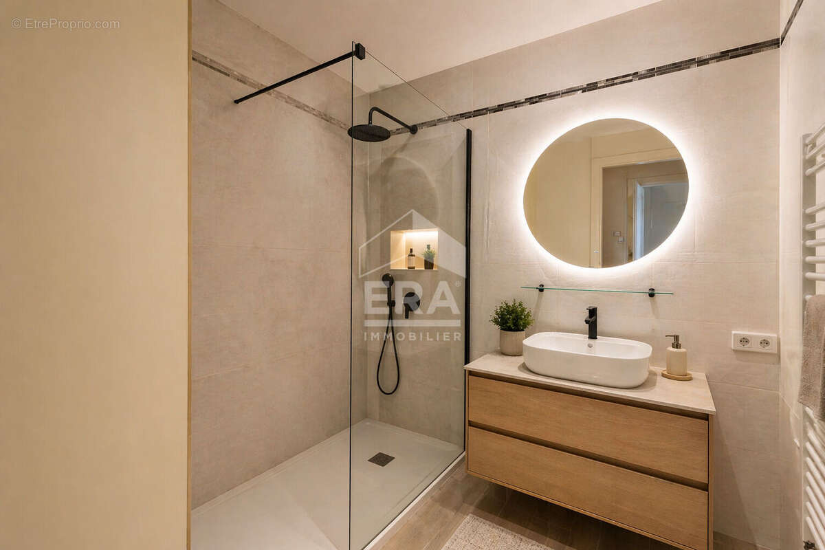 Appartement à SAINTE-FOY-LES-LYON
