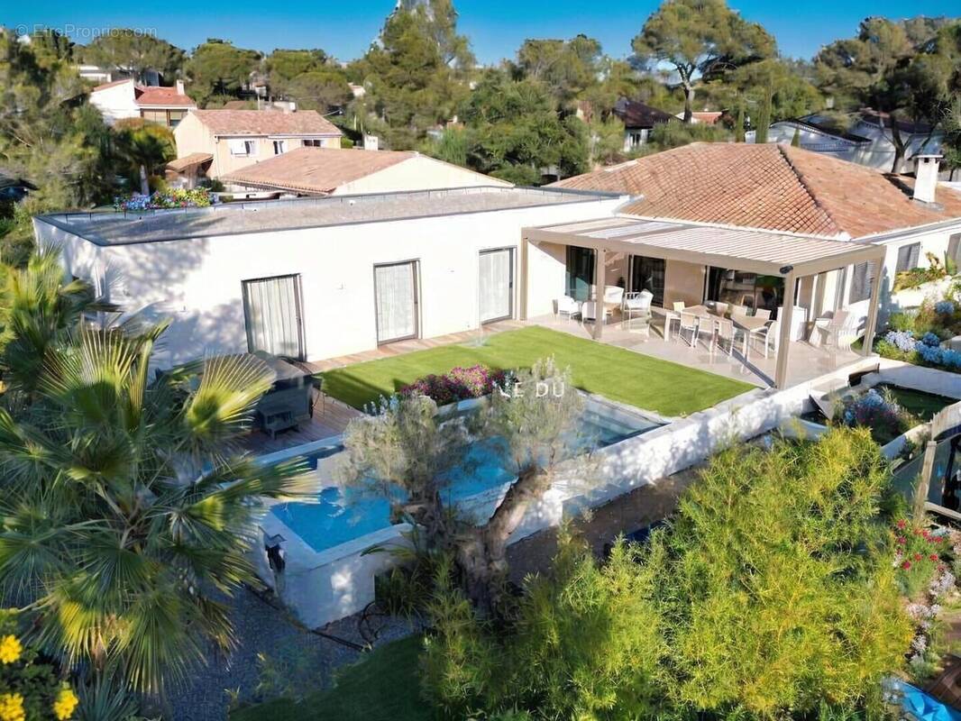 Maison à SAINT-RAPHAEL