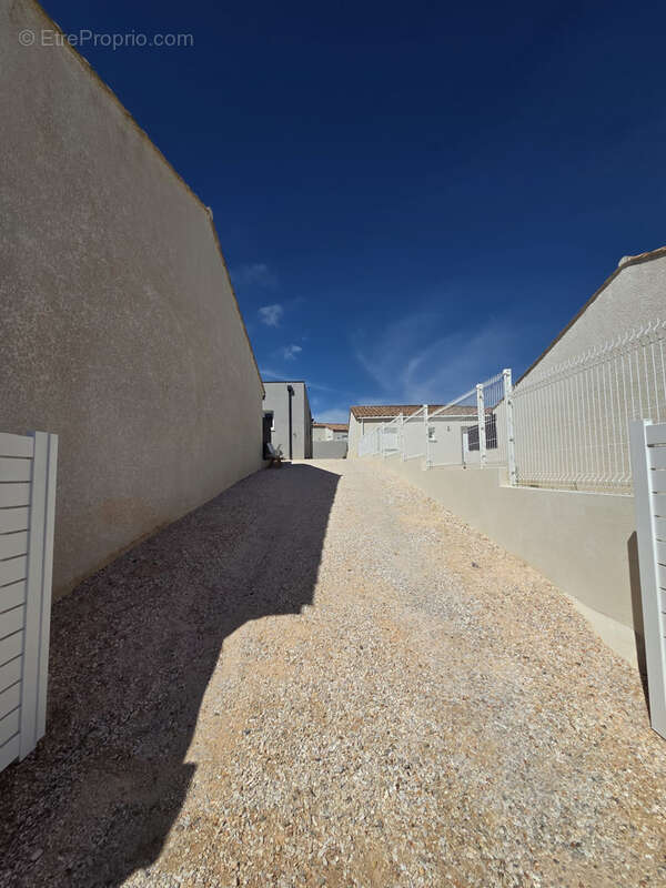 Maison à BIZE-MINERVOIS