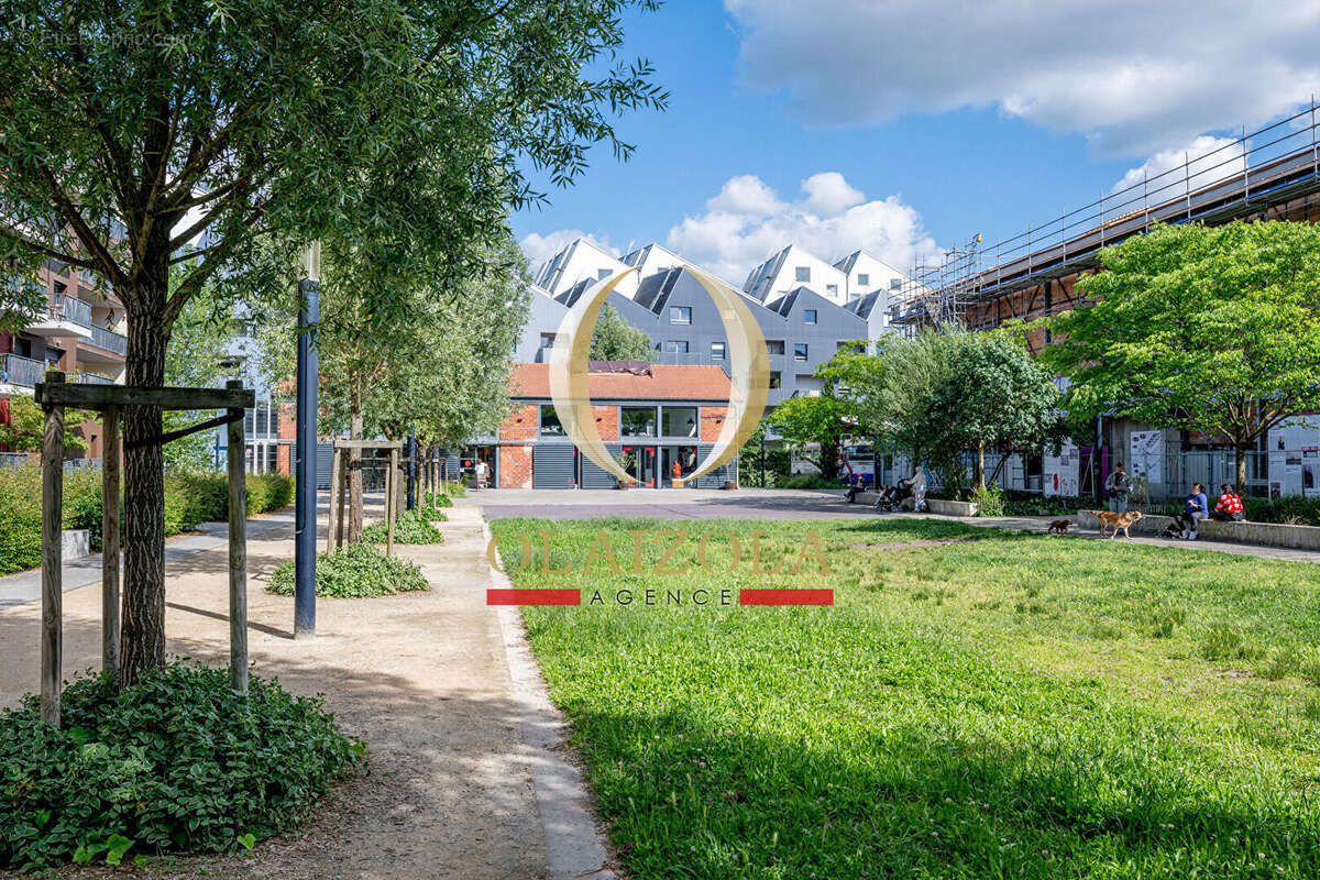 Commerce à BORDEAUX