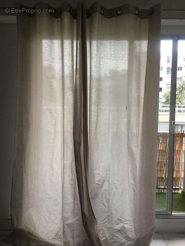 Appartement à PARIS-20E