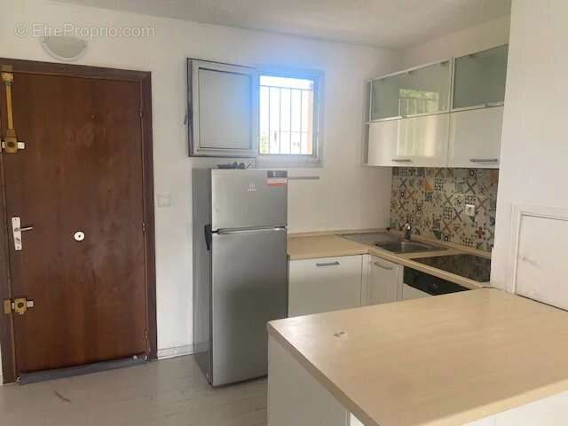 Appartement à SAINT-LAURENT-DU-VAR