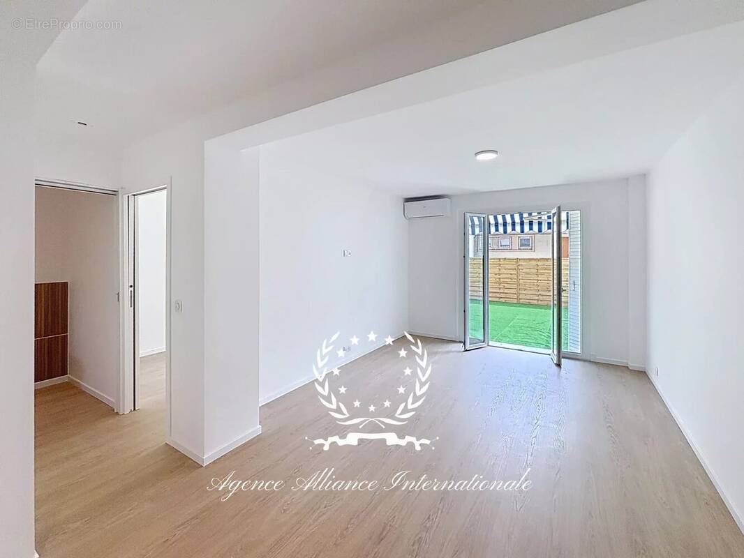 Appartement à CANNES