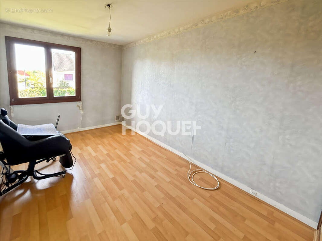 Maison à FONTENAY-TRESIGNY