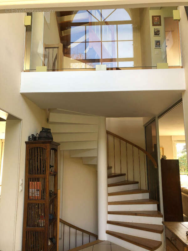 Maison à LES LOGES-EN-JOSAS