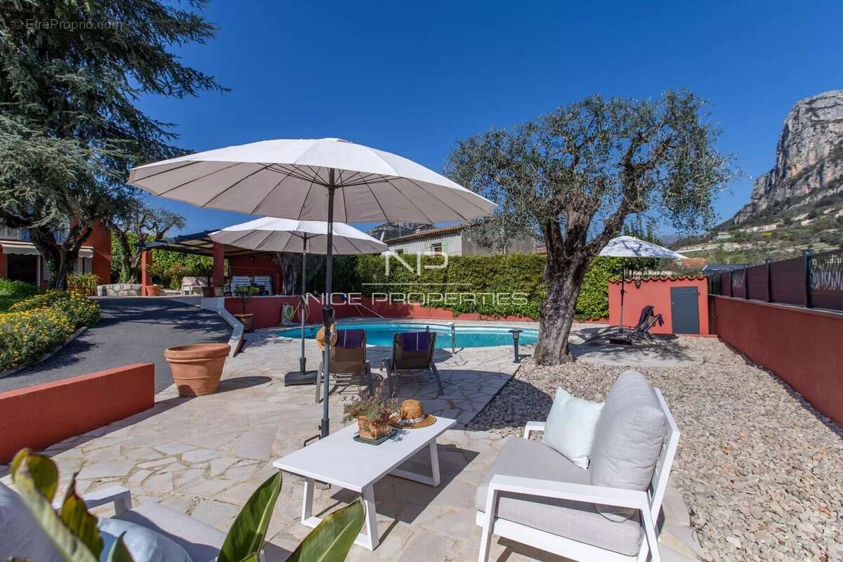 Maison à SAINT-JEANNET